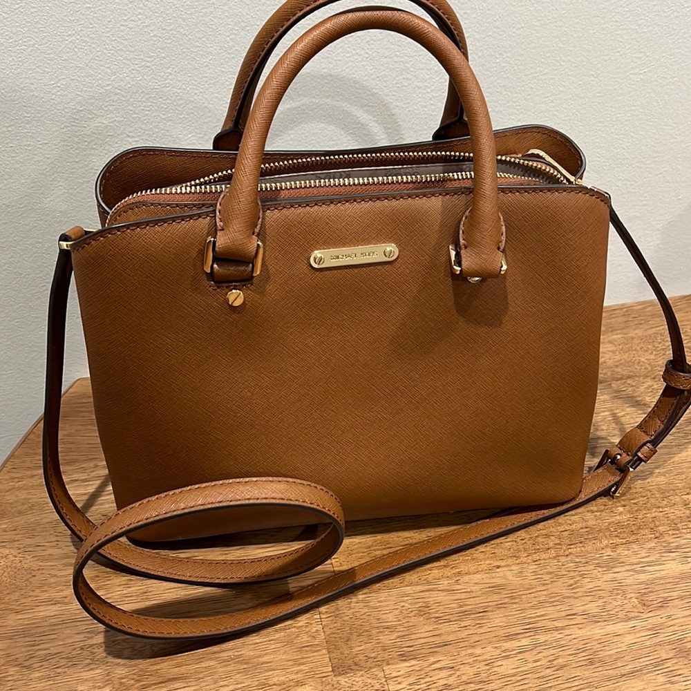 Micheal Kors Purse